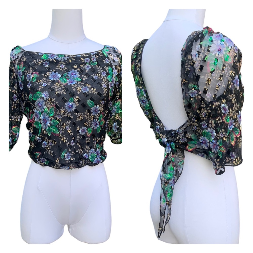 JULIO VINTAGE. 70s. Silk Chiffon Top. Open Back. Sheer. Floral. Pristine. Small.